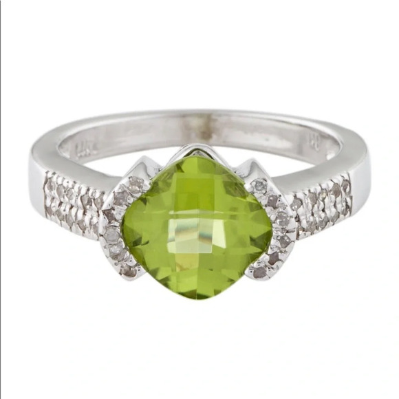New $1940 Peridot Diamond Ring in 14k White Gold 100% Authentic Jewelry - Picture 1 of 8